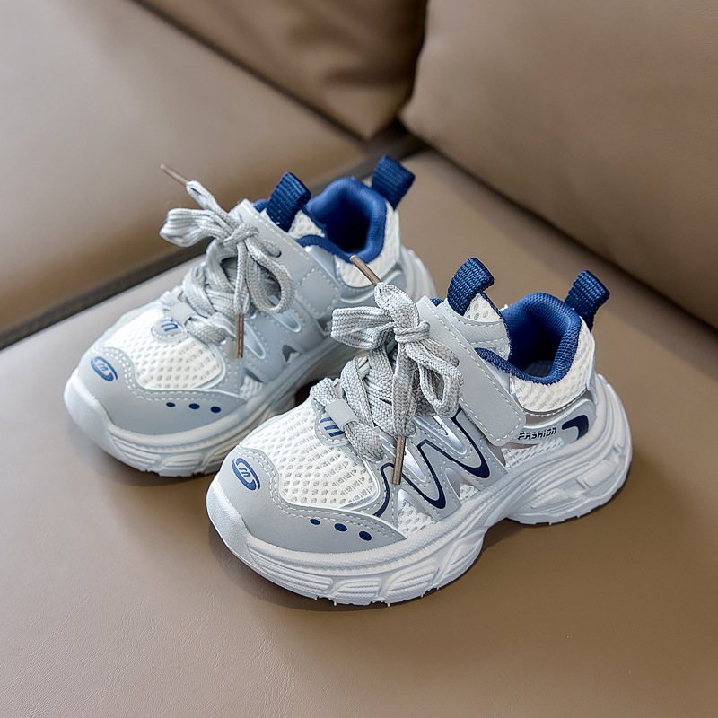 Zapatos deportivos infantiles, zapatos de papá, primavera y otoño de 2026, zapatos deportivos casuales transpirables y cómodos con suela suave en stock