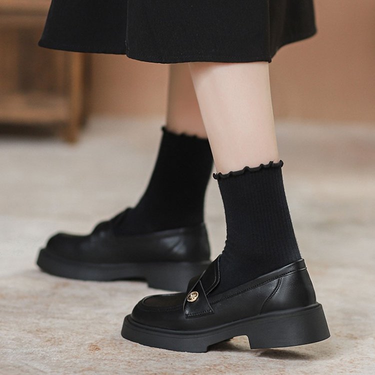Zapatos de Lefour de suela suave para mujeres 2024 primavera nueva moda de monedas de oro zapatos británicos de suela gruesa zapatos de cuero pequeños