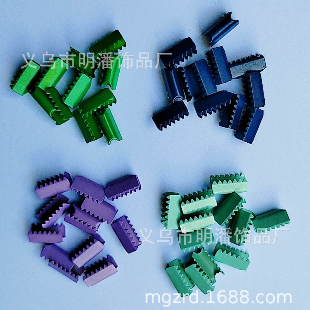 工厂直供彩色马仔扣绳夹扣绳子同色配扣款式多样扣绳夹批发