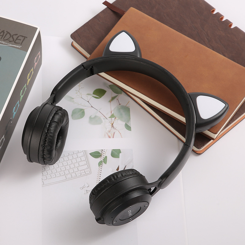 Auriculares MZ08M transfronterizos orejas de gato auriculares emisores de luz auriculares Bluetooth dibujos animados estudiante niños auriculares inalámbricos