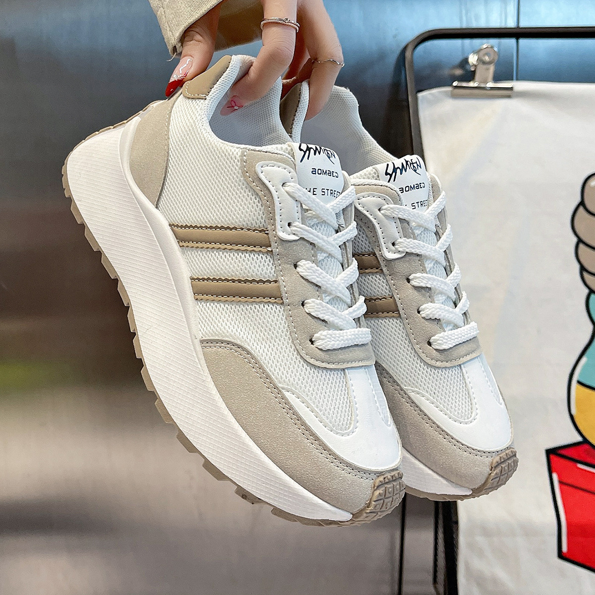 2025 Summer Thin Dad Shoes Women's Sports Running Shoes Mesh New Thick-Soled Casual Versatile