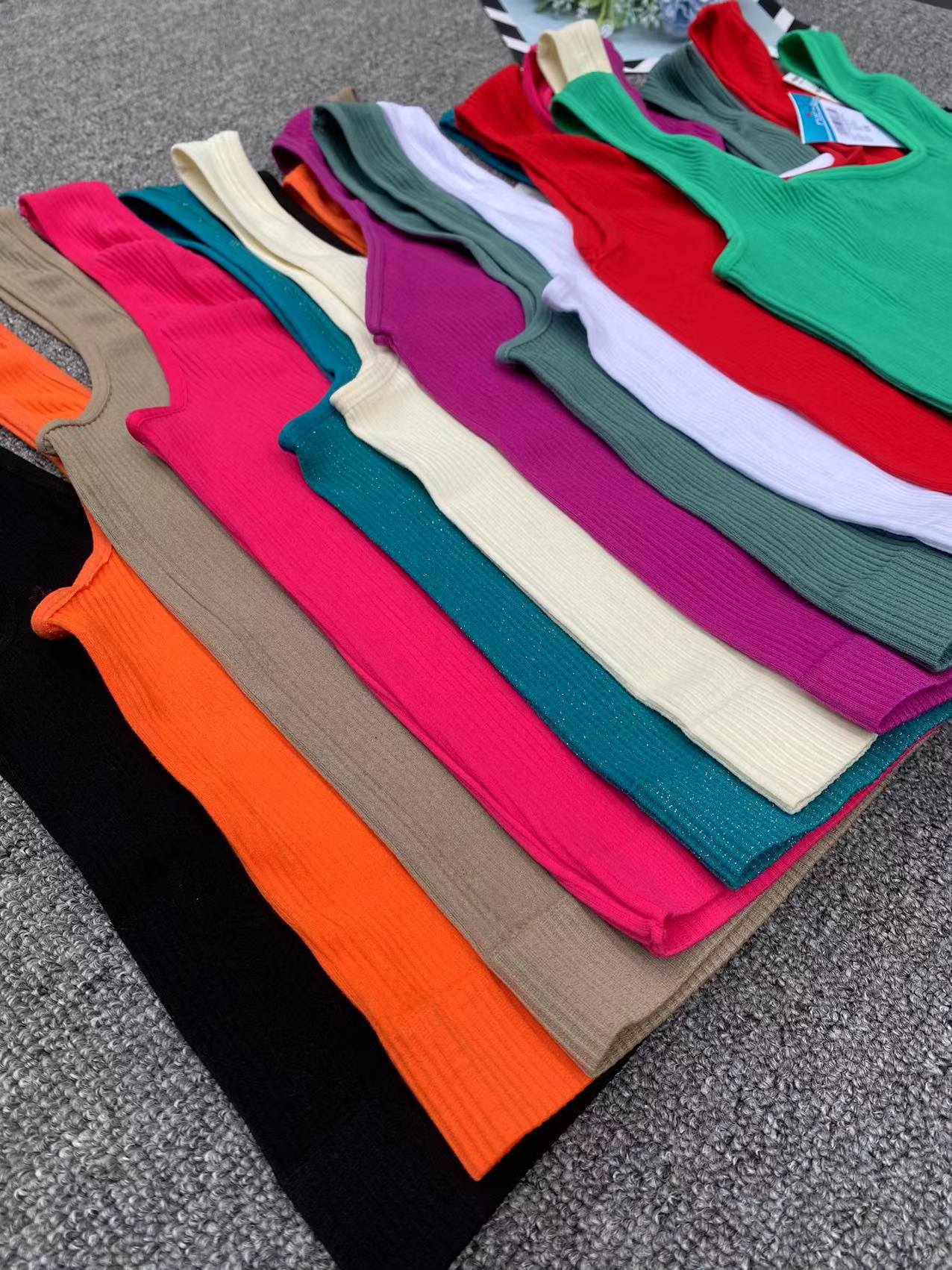 Exportación nuevo chaleco sin costuras de gran tamaño elástico cómodo ropa exterior superior al por mayor