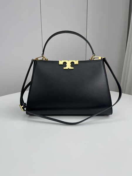 Leather one-shoulder bag