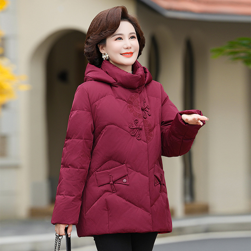 High-grade Middle-aged Mother Down Jacket Classic Women's Winter New Short Hat Thickened Warm Down Jacket High-grade Middle-aged Mother Down Jacket Classic Women's Winter New Short Hat Thickened Warm Down Jacket