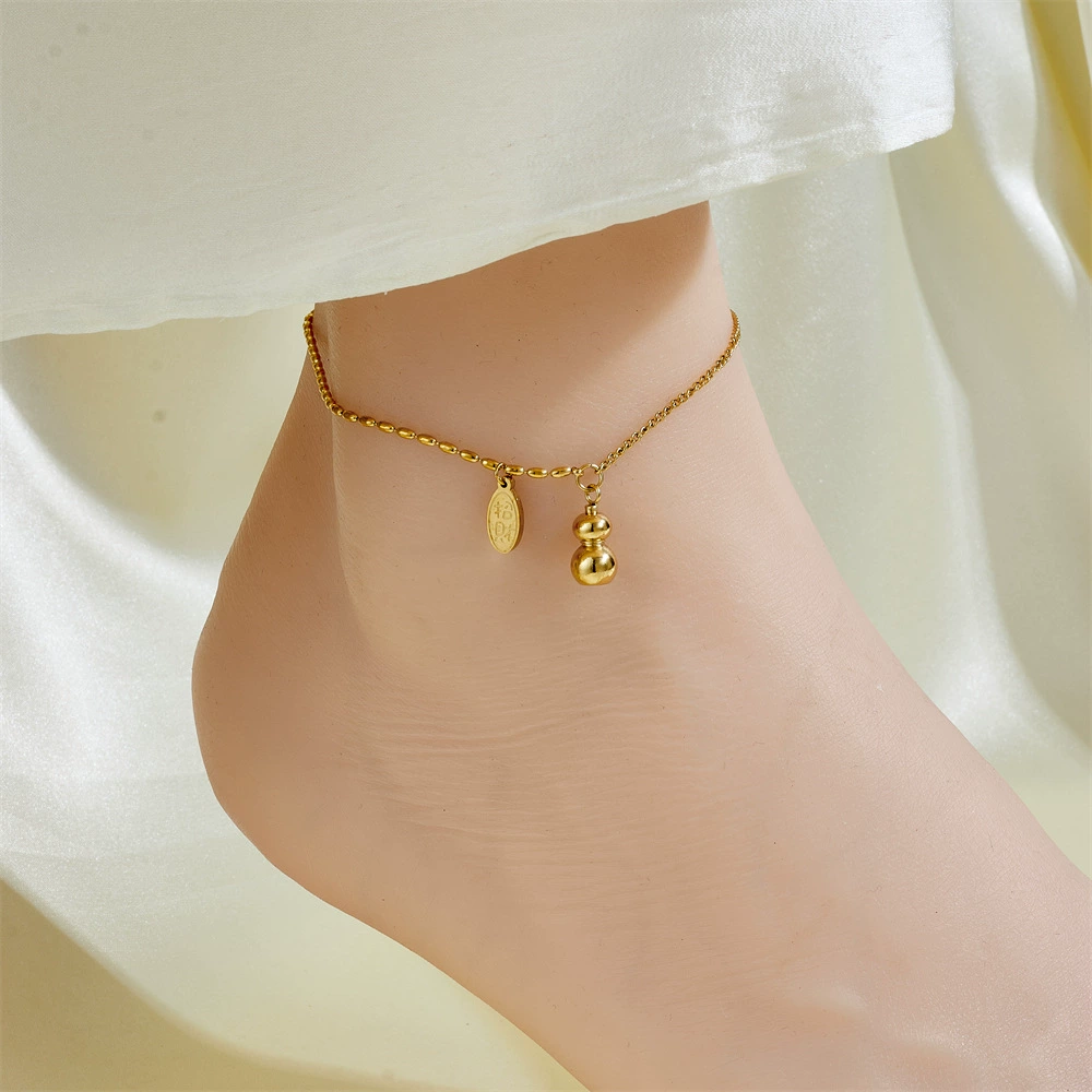 Ankle bracelet, chain, golden fashionable sexy accessory stainless steel, simple and elegant design, light luxury style, internet celebrity, 750 sample gold
