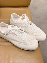 2025新款软皮休闲百搭圆头软底阿甘鞋甜美奶白运动小白鞋女德训鞋