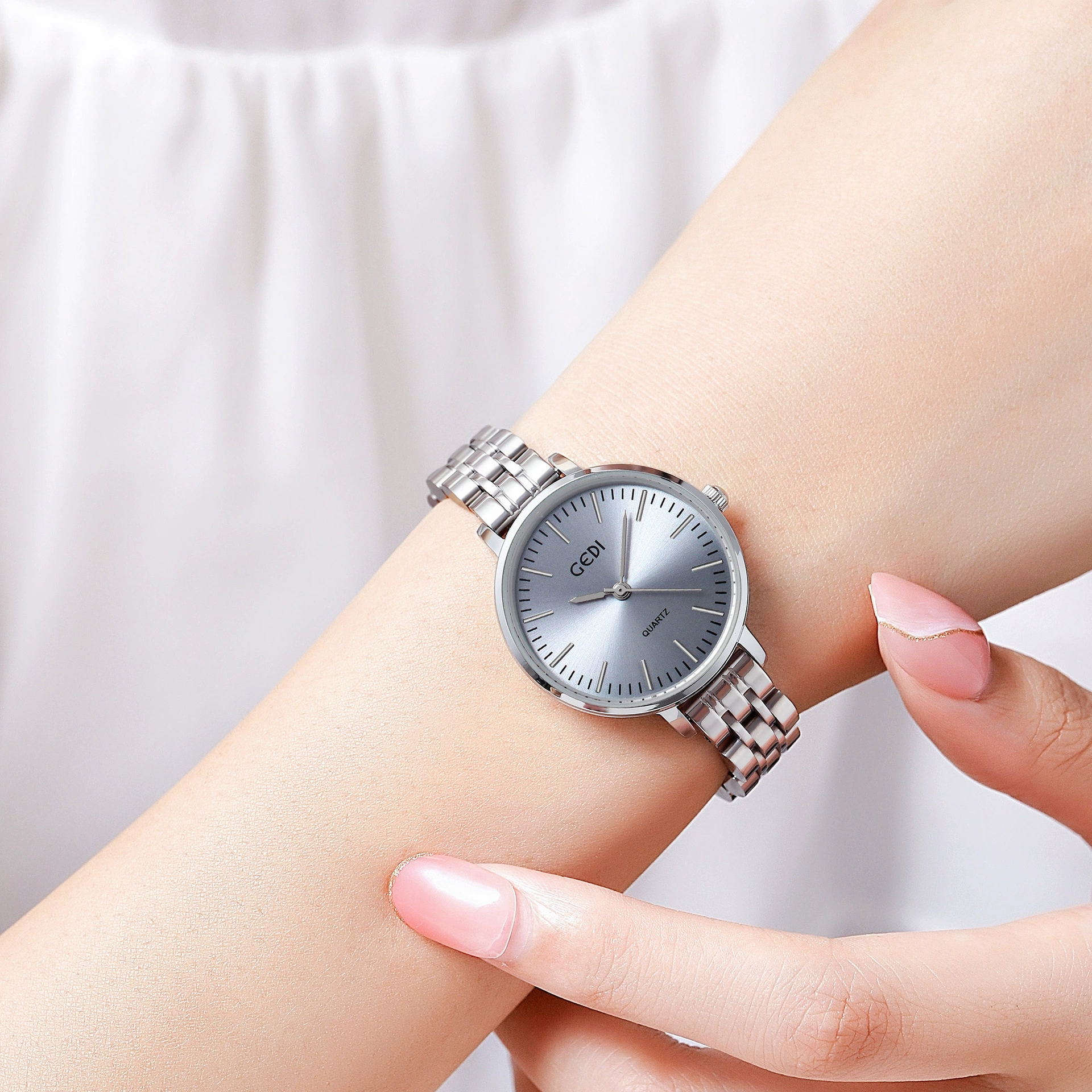 Кожух-ремень для часов Georgi? quartz watch strap stainless steel, simple and elegant design, light luxury style
