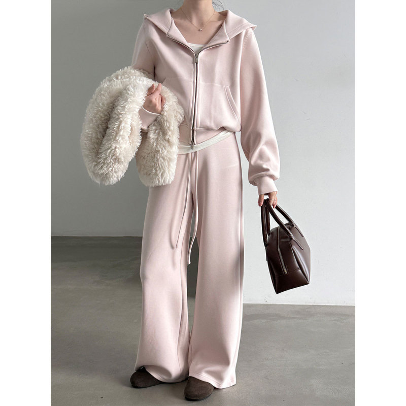 LUXI casual hooded sweatshirt and wide-leg pants set, featuring an elastic waistband, designed for Korean-style commuting and leisure wear, 21129 LUXI casual hooded sweatshirt and wide-leg pants set, featuring an elastic waistband, designed for Korean-style commuting and leisure wear, 21129