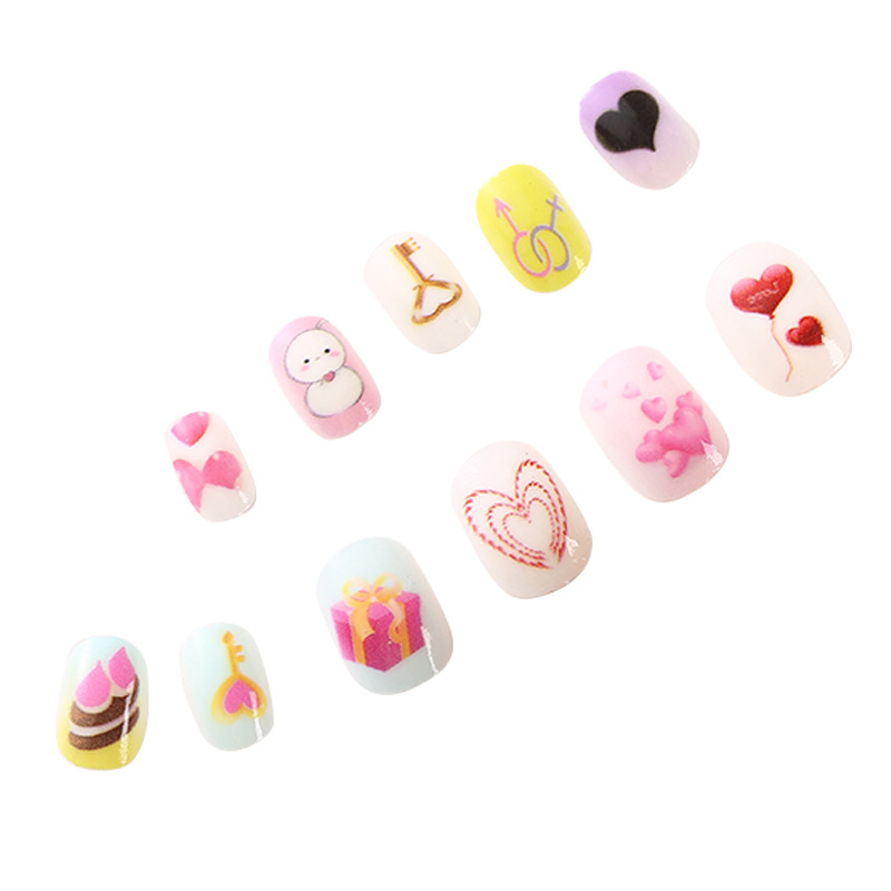 Nuevo desgaste de los niños uñas color amor niños uñas pegatinas patrón simple pintado de uñas en stock comercio exterior exclusivo
