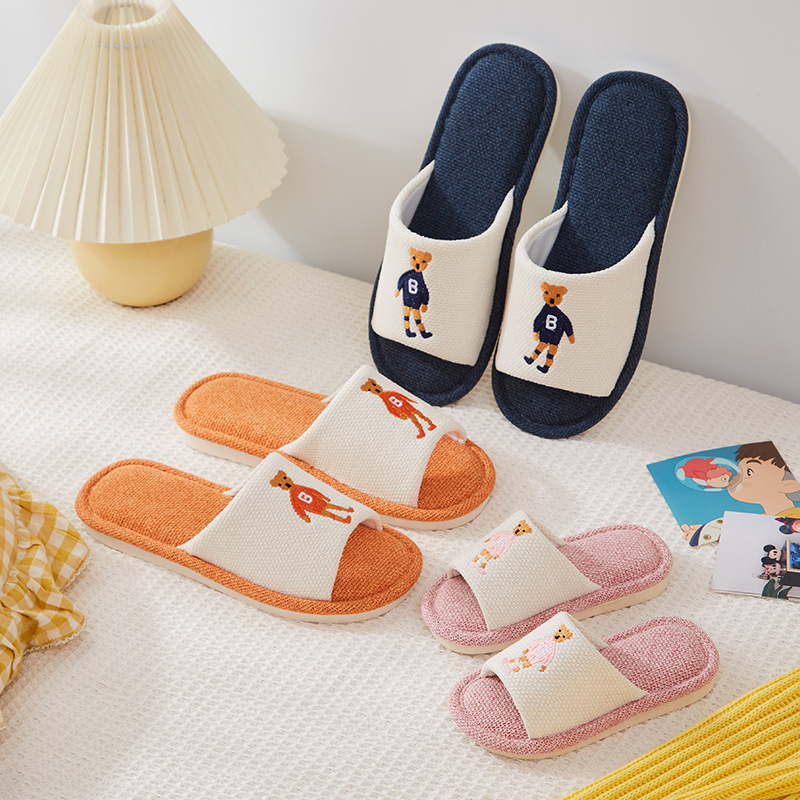 Cartoon parent-child slippers home wholesale linen summer non-slip a three-mouth football man cotton linen floor slippers wholesale Cartoon parent-child slippers home wholesale linen summer non-slip a three-mouth football man cotton linen floor slippers wholesale