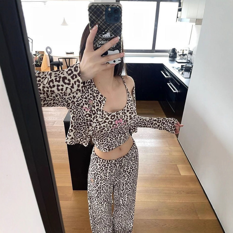 [Factory Ready Stock] Imitation Cotton Cool Silk Cotton Printed Leopard Print Waistless Suspender Long-Sleeved Cardigan Floor-Length Pants Three-Piece Set