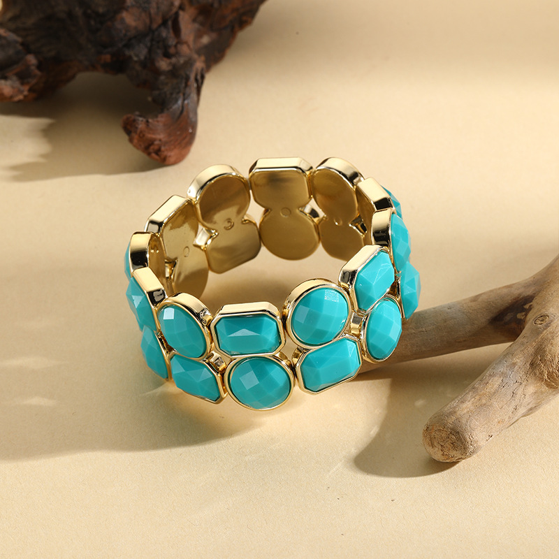 33g Weight Bracelets Classification CCB Chain Material 1 Piece Quantity Holiday, Daily, Selfie Occasion CCB Material Solid Color Pattern Women's Gender Asymmetrical Design Simple Style Style Simple Style Solid Color CCB  Beaded Bracelets Wholesale 3