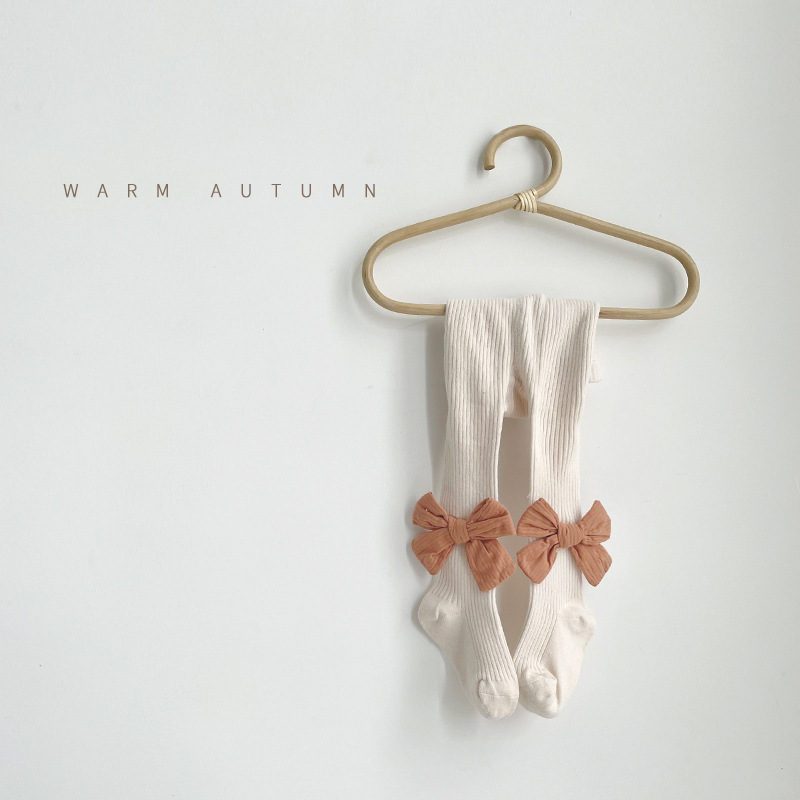 Fábrica de medias de la industria de la ropa de cama de amigos personalizada mayorista para niños algodón peinado vestidos de la princesa leggings arco