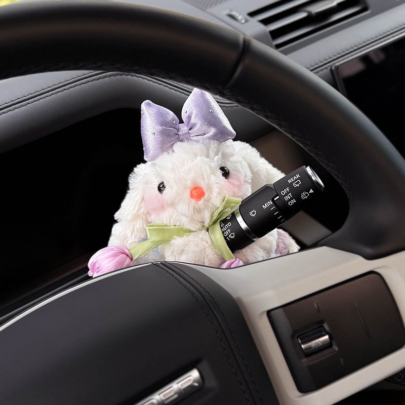 Cute conejo coche muñeca muñeca interior limpiaparabrisas luces de dirección muñeca decoración decoración de alta calidad 2025 nuevo