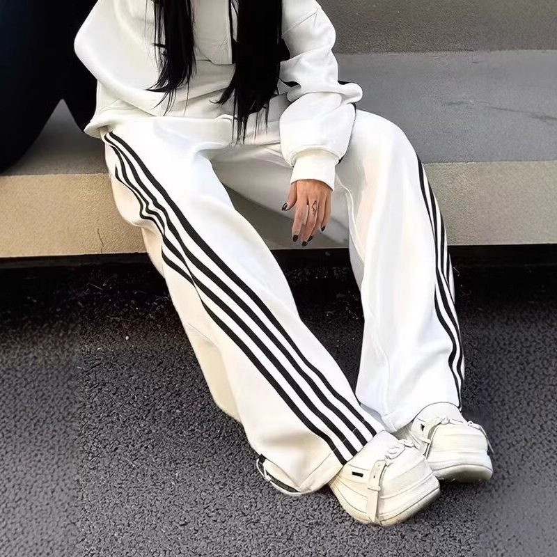 Four Bar Striped Pants Women's Autumn and Winter Loose Slimming Straight Leg Pants Women's Casual Pants Drain Sweatpants