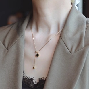 ��ʽ�߼��кڰ��p����Ů��2024�¿�����i����p�ݸ��ֵΨ��