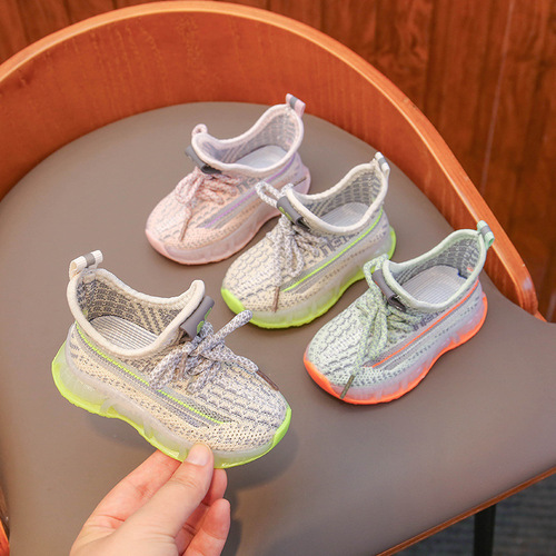 Children's Flyknit Shoes Breathable Mesh Spring and Autumn Fabric Shoes  Autumn Single Shoes Breathable for Boys and Girls