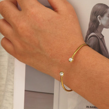 ŷ���羳��Ʒ�Ѹ��ʯ����Ů�߼�������С������18K���Ѹ�����