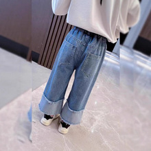 韩版女童服装，可爱时尚风格，宽松阔腿牛仔裤，适合夏季穿着