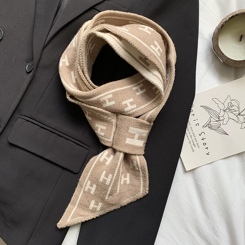 Bufandas de punto de alta sensación de nuevo estilo coreano otoño invierno versátil tablero de ajedrez perforación toallas de orejas perezosas cruzada guillera