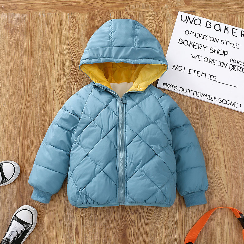 2025 otoño e invierno nuevo estilo chaqueta acolchada de algodón para niños, hombres y mujeres bebé, chaqueta acolchada de algodón para niños pequeños y medianos, comercio exterior más chaqueta de algodón cálido de terciopelo