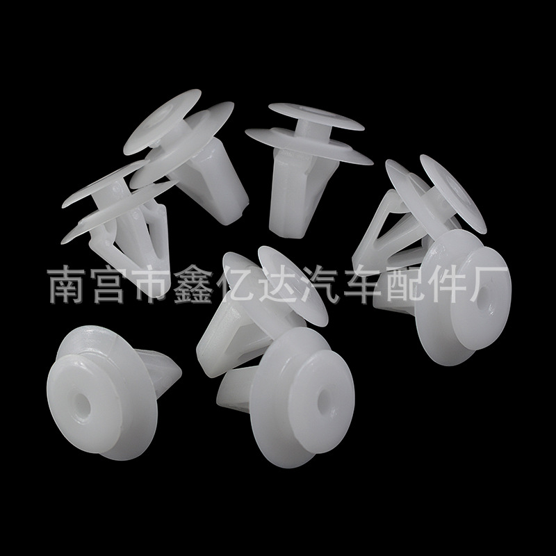 Aplicable a M6 coche deportivo Pulima OEG18K-51-SJ3 aplicable puerta panel inferior falda nylon hebilla D92