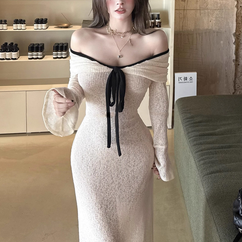 纯欲辣妹香邂白茶 浪漫氛围度假感设计感喇叭袖长款连衣裙修身女|undefined