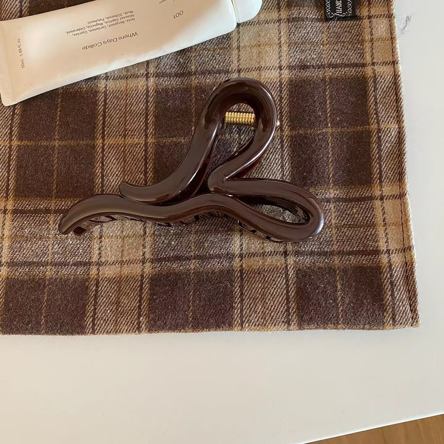 Chocolate brown twisted heart