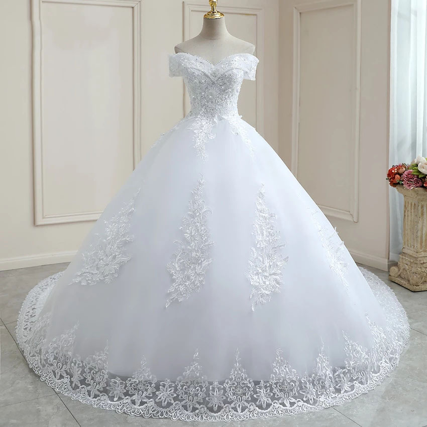 Vestido de novia de talla grande estilo europeo y americano, con hombros descubiertos, corte ajustado, nuevo modelo 2026, comercio exterior, cola de arrastre, vestido de novia sencillo de Amazon.
