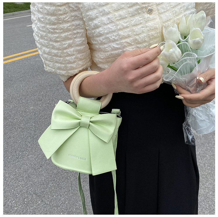455g Weight Synthetic Leather Lining Material Sewing Thread Fashion Element Magnetic Buckle Closure Type Single Shoulder Strap, Double Handle Strap Type Bucket Bag Bags Type Casual Occasion Pu Leather Material Bow Knot Pattern All Seasons Season Women's Gender Elegant Style Bucket Shape Small Size Women's Small Pu Leather Bow Knot Elegant Sewing Thread Bucket Magnetic Buckle Bucket Bag 4