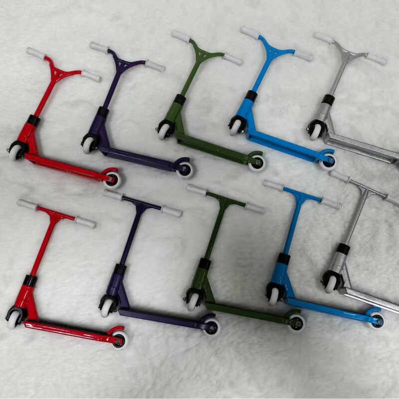 Cross-Border Supply Finger Scooter Fingertip Mini Alloy Scooter Cool Balance Car Children's Small Toys Dropshipping