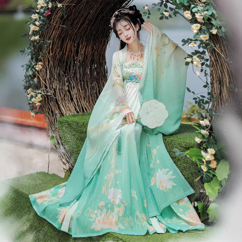 Hanfu-Style Hezi Skirt for Women, 2026 Floral Embroidery, Summer Thin Version, Chinese Style, Improved Ancient Costume Hanfu-Style Hezi Skirt for Women, 2026 Floral Embroidery, Summer Thin Version, Chinese Style, Improved Ancient Costume
