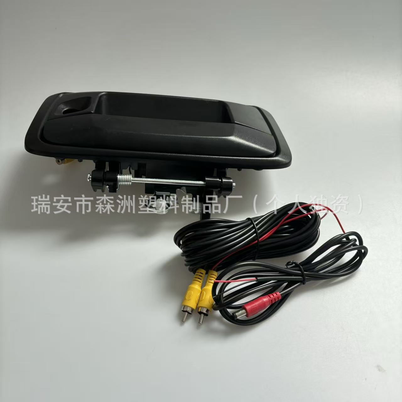 Tailgate handle with camera and wiring harness 23457650 suitable for Chevrolet Silverado pickup truck