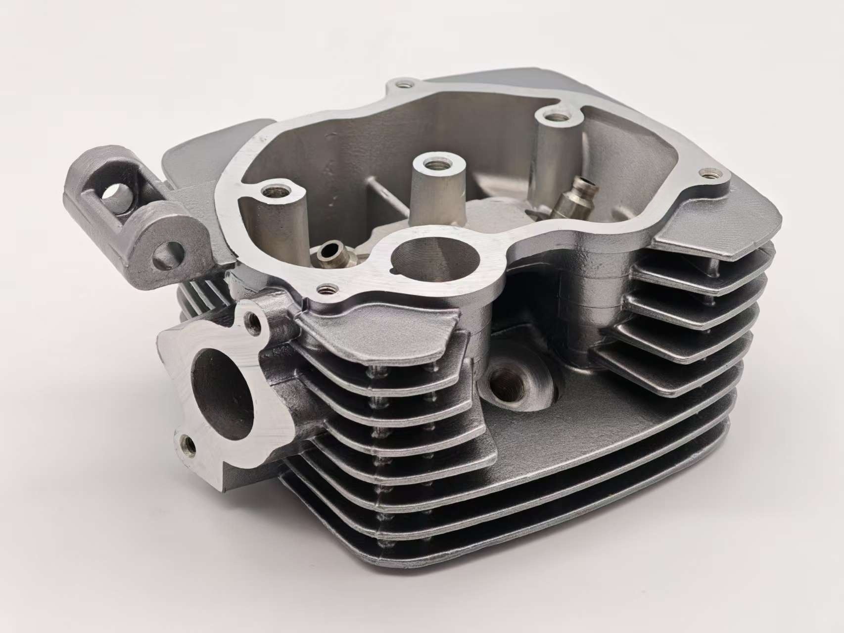 Motorcycle Accessories Cylinder Head Assembly Cg200 Single Cylinder Head Multi-Color Shot Blasting Cylinder Head Painted Cylinder Head