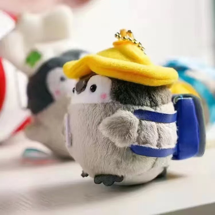 日本のかわいいリュックサックのキーホルダー旅行のペンギンのペンダントのカバンの庭園の道具の部品は誕生日の子供を飾ります。|undefined
