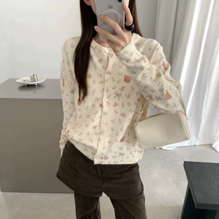 韩系温柔风小熊碎花圆领长袖针织开衫女春秋显瘦减龄软糯毛衣外套