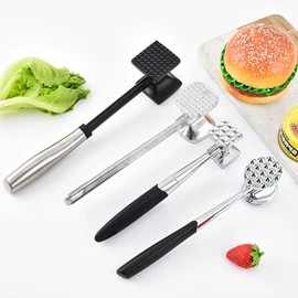 刨子、削皮器;手动榨汁器;厨房小工具