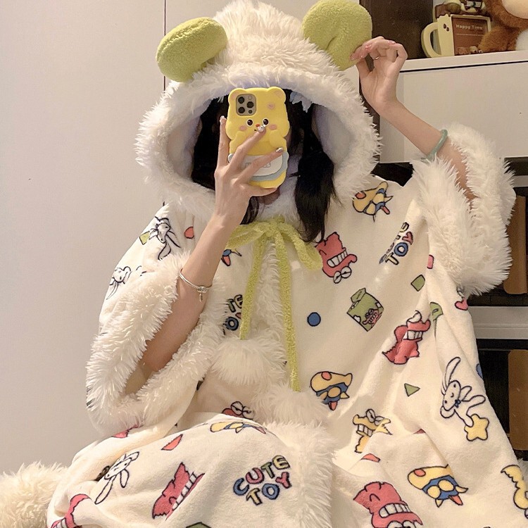 蜡笔小新斗篷披风睡衣女秋冬季款睡袍珊瑚绒加厚法兰绒睡裙家居服|undefined
