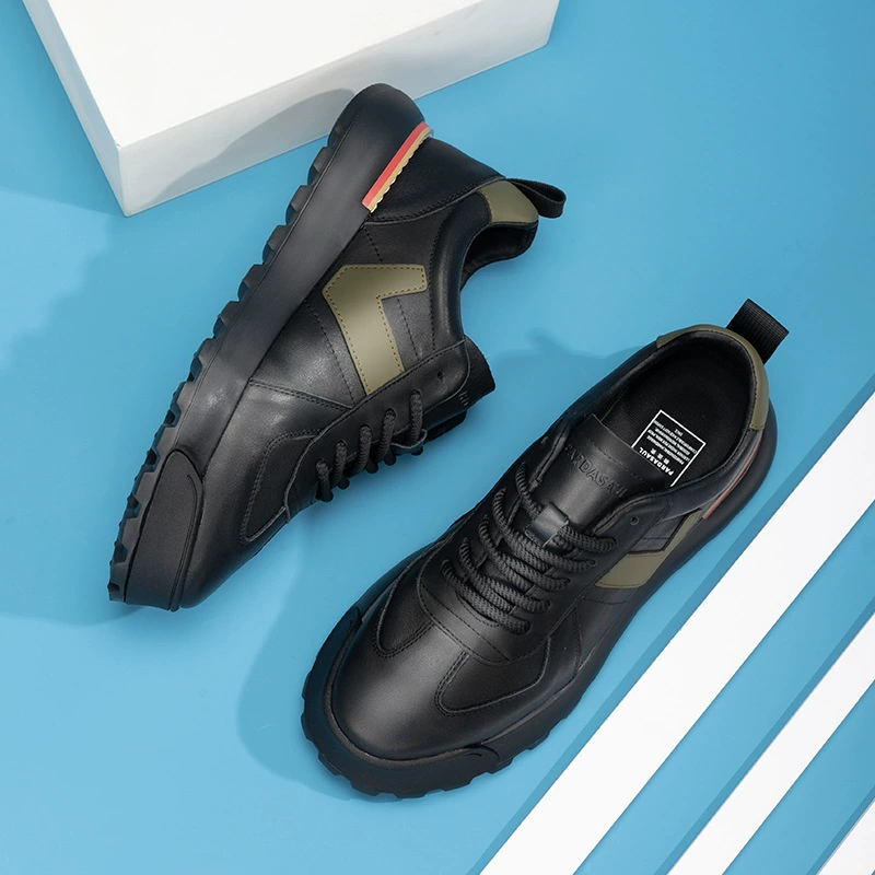 Прямые поставки с фабрики: мужские туфли, весенняя мода, новые повседневные туфли из натуральной кожи, стильные универсальные спортивные кроссовки для мужчин, дропшиппинг.