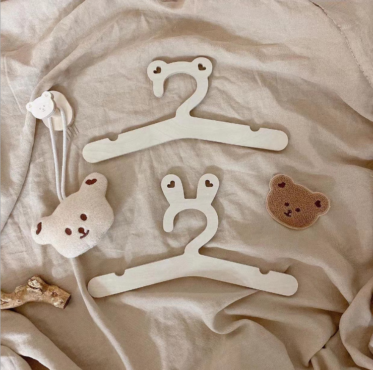 Korean Style Bear Rabbit Clothes Hanger Children's Coat Rack Solid Wood Baby Clothes Hanger Photography Props Decorative Clothes Hanger
