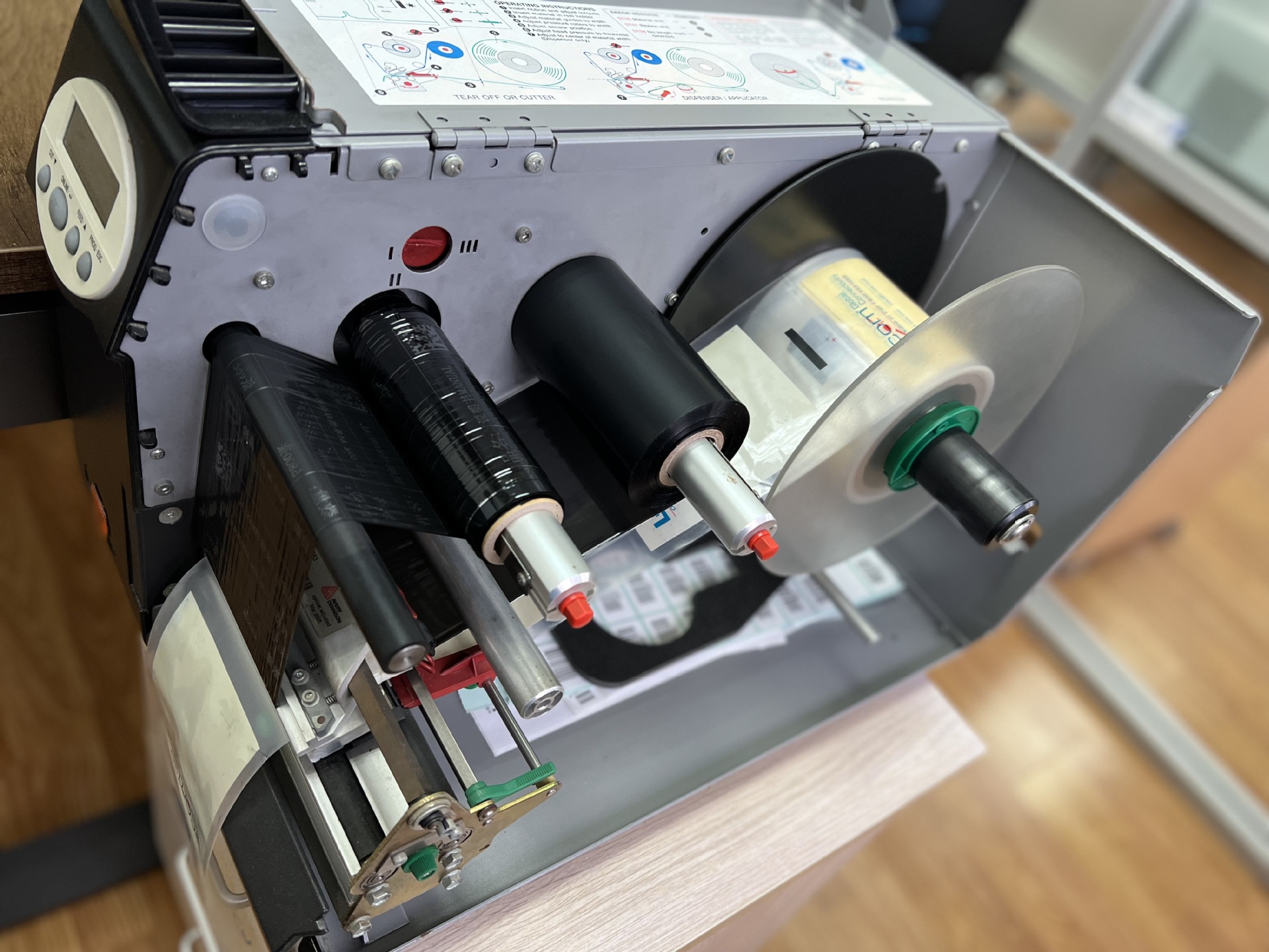 呼伦贝尔印制自粘性可打印PE袋标签厂100*150MM*1K铣刀苏州SUNTEC