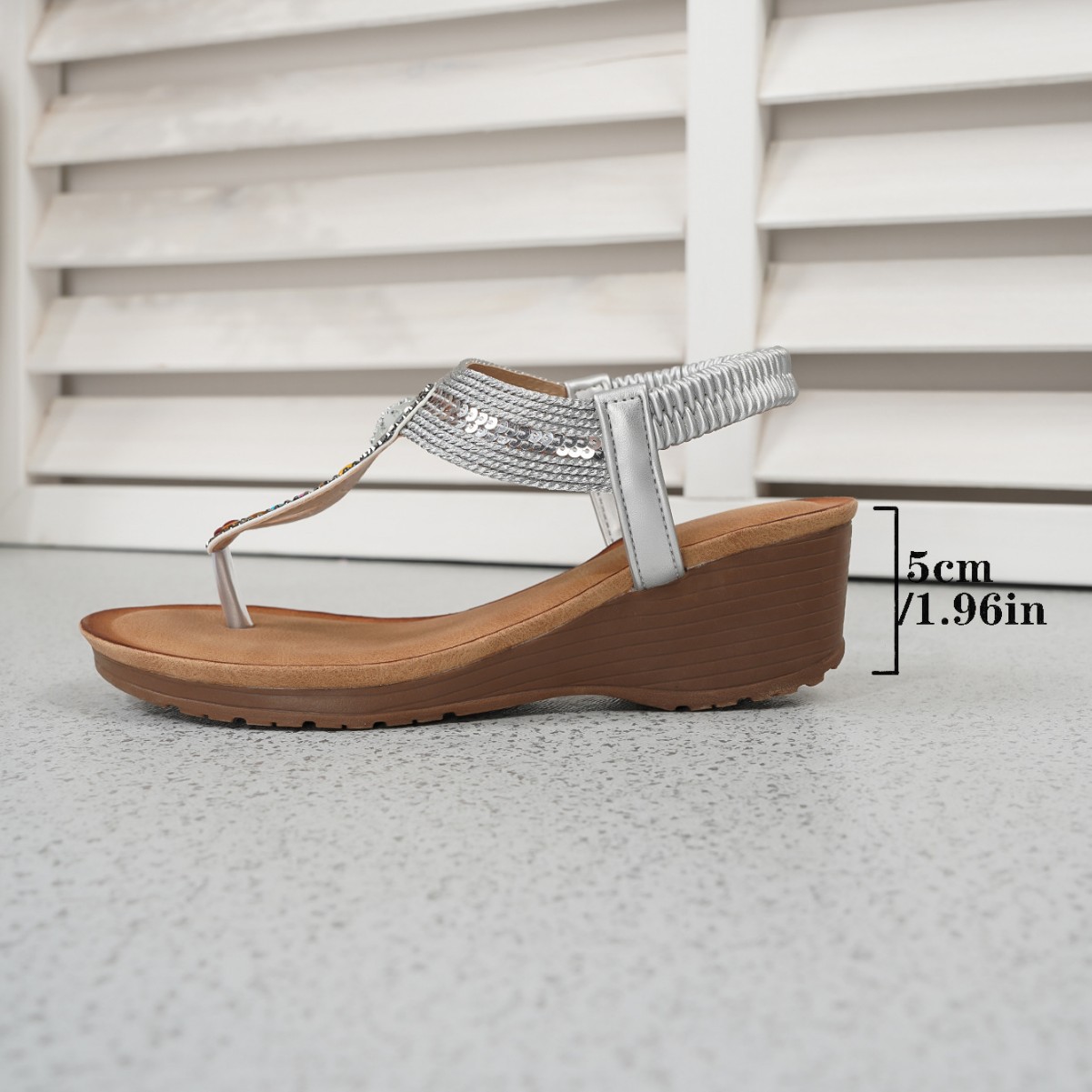 2026 Sandalen Bohemian Strass Ronde Neus Strand Vakantie Wig Hak Grote Maat Damesschoenen_voghion.com