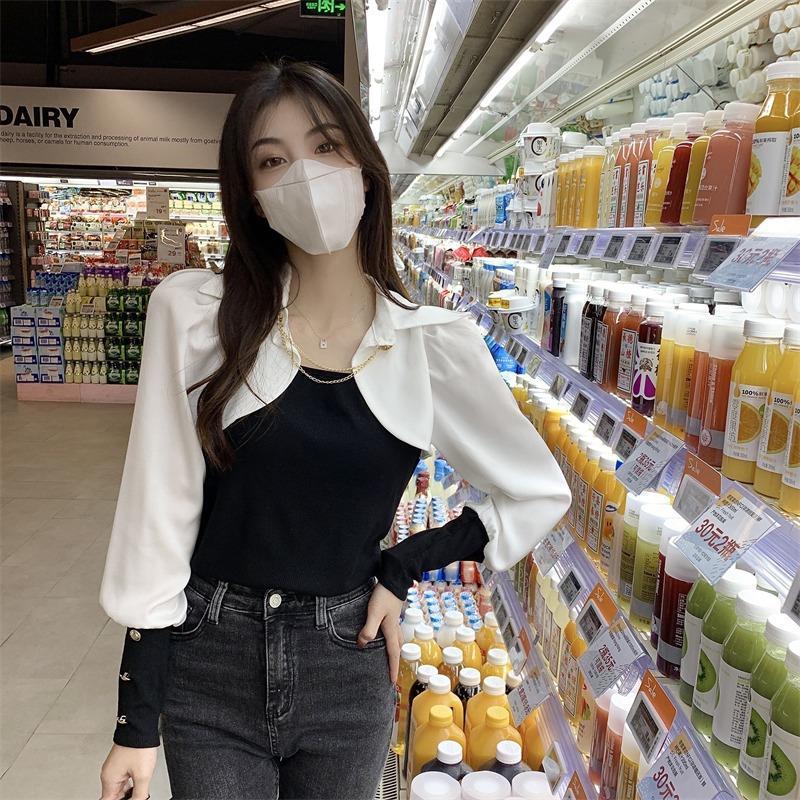 프랑스 틈새 가짜 투피스 목도리 긴팔 셔츠 여성의 봄과 가을 외부 착용 독특한 디자인 세련된 색상 매칭 쇼트 탑