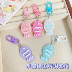 かわいいクリスタルカラーの小さな魚のキーホルダー甘い少女の心日系ストラップinsカップルの親友プレゼントアクセサリー