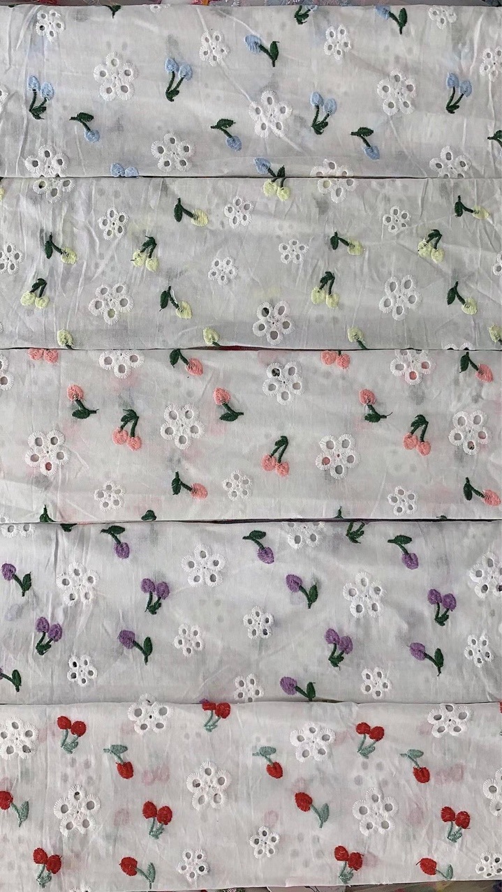 春夏棉布打孔绣花面料 樱桃刺绣镂空花边面料 连衣裙衬衫礼服面料|ru