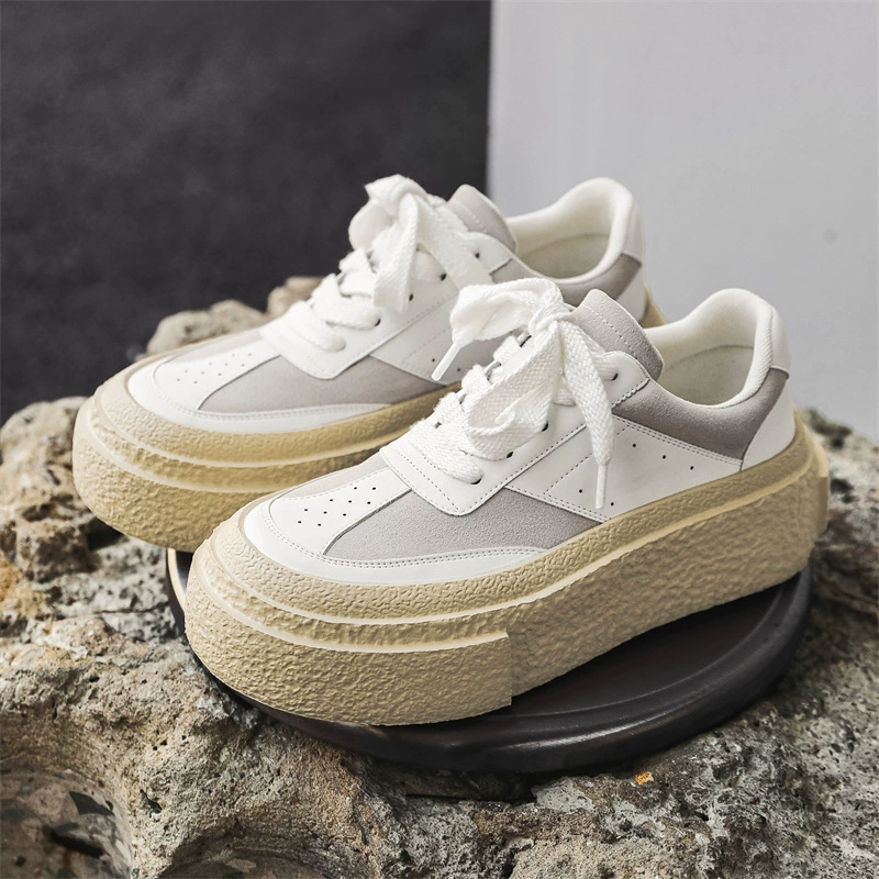 Нишевые 2024 новые мокинг туфли на толстой подошве мужские маленькие белые туфли увеличены спортивные сосновые пирожные ретро папа туфли 24334-J