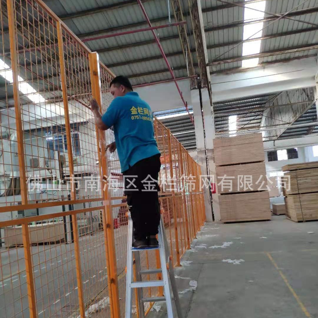 供应大方位车间隔断用隔离网机器人防护网 一手货源 佛山绿框现货