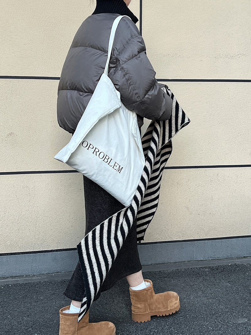 AEF69C1C-24A8-4769-9EE7-F29744