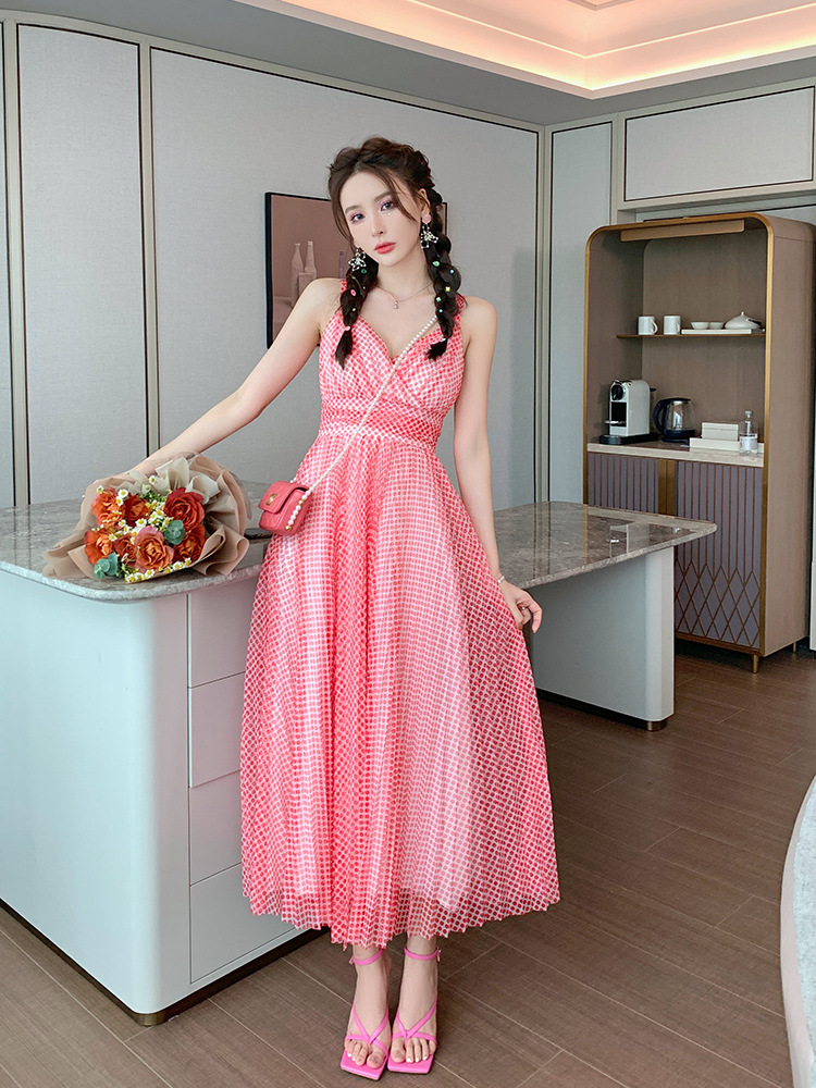 Váy maxi cổ chữ V chấm bi lưới xếp ly cạp cao tay địu — Màu đỏ