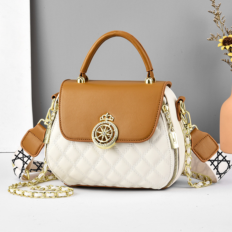 Summer shoulder bag